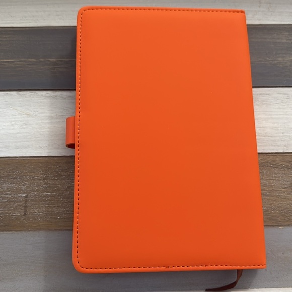 Hermès Orange Leather Notebook Cover GWP - Picture 5 of 10